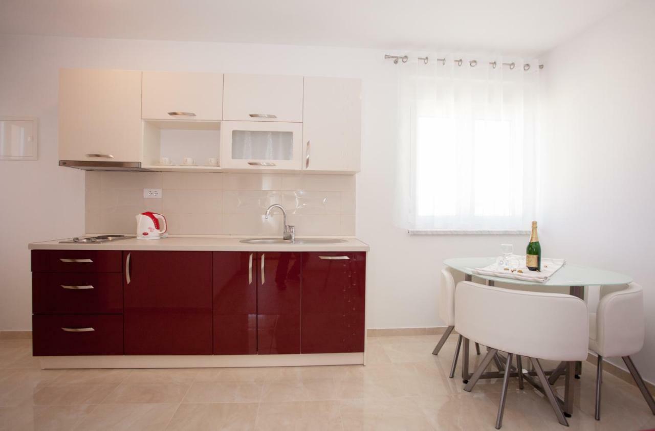 Apartments Mia 4&5 Baška Voda Dış mekan fotoğraf