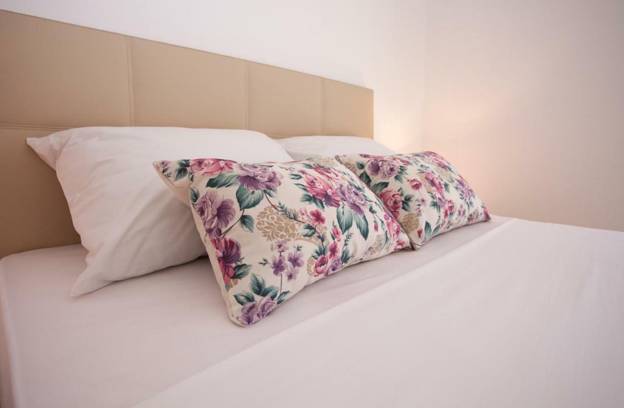 Apartments Mia 4&5 Baška Voda Dış mekan fotoğraf