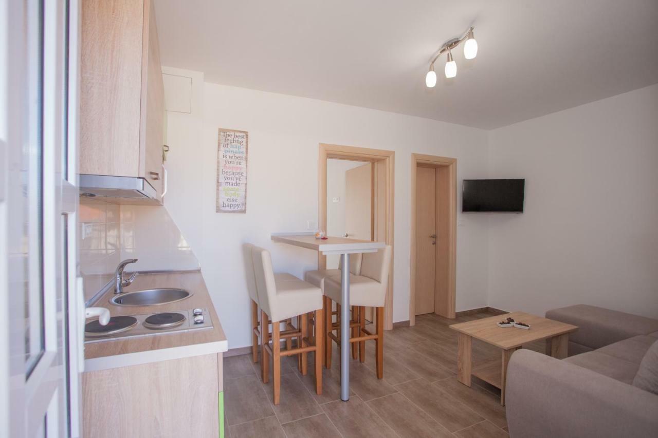 Apartments Mia 4&5 Baška Voda Dış mekan fotoğraf