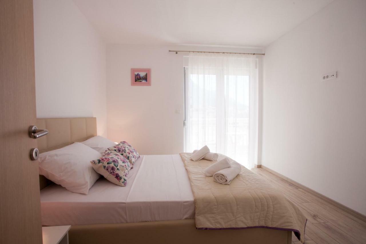 Apartments Mia 4&5 Baška Voda Dış mekan fotoğraf