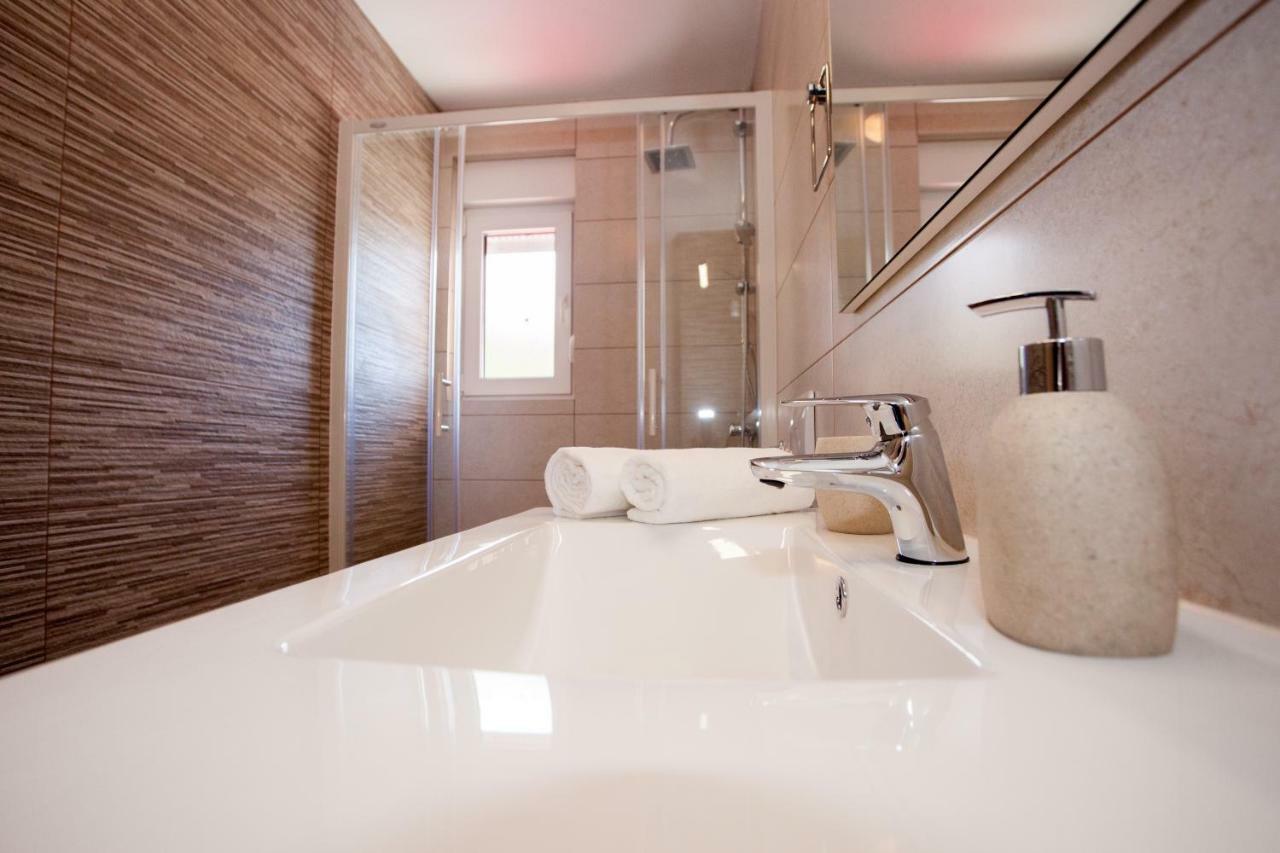 Apartments Mia 4&5 Baška Voda Dış mekan fotoğraf