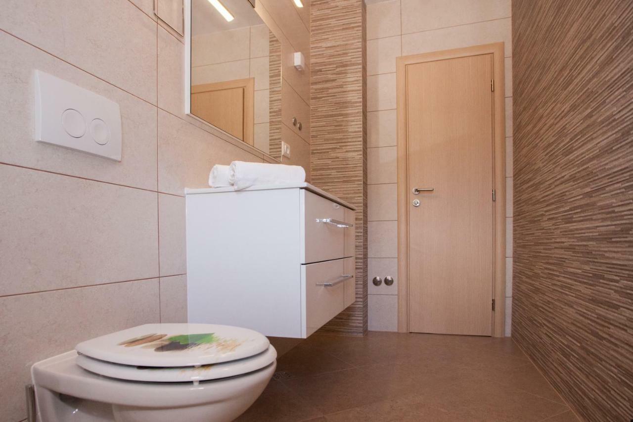 Apartments Mia 4&5 Baška Voda Dış mekan fotoğraf